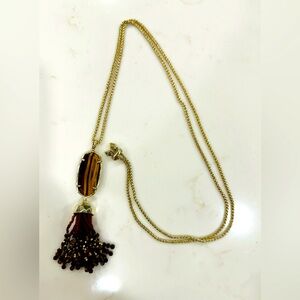 Kendra Scott necklace